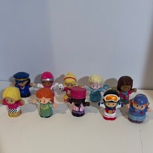 Little people fisher price girls only lot of 10 different people Barbie frozen